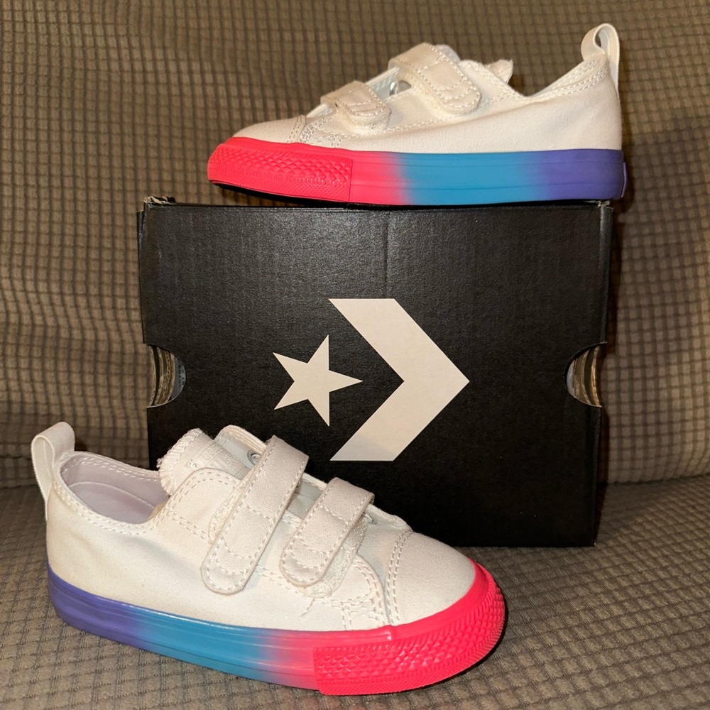 Converse White Racer Velcro Shoe. NWT. NIB.
